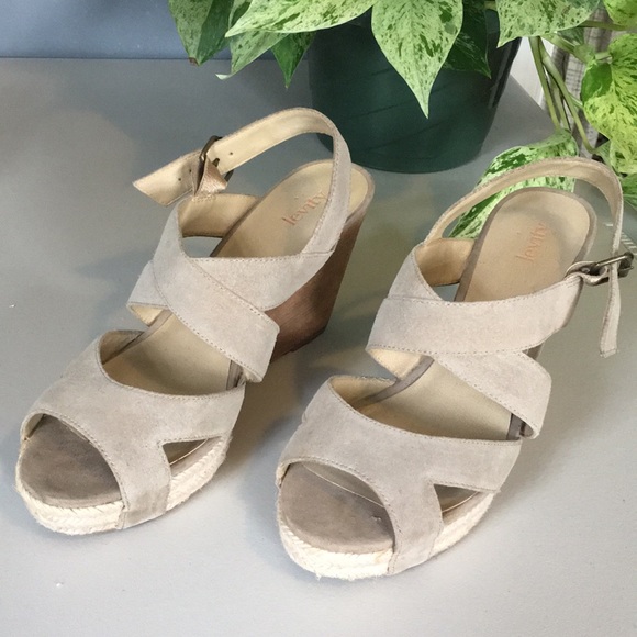 MOVING SALE - SEND OFFER Levity Wedge Heels - Picture 1 of 11
